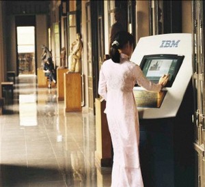 Информационный киоск IBM в Эрмитаже